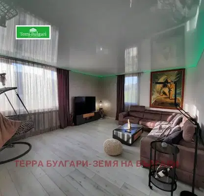 Снимка 3 — Тристаен апартамент в Перник, Мошино