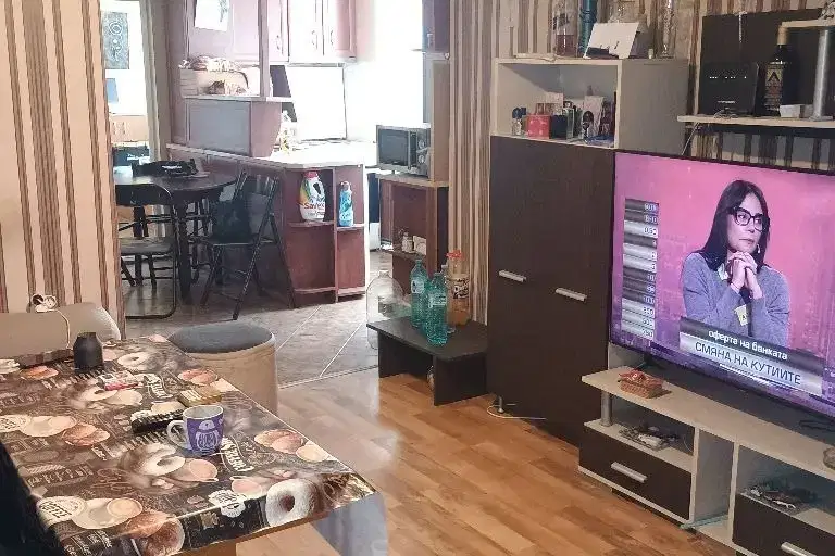 3-bedroom apartment in Pernik, Moshino