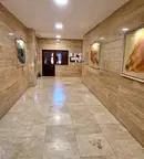 Непреходен 3-стаен апартамент с голяма тераса в Надежда 1, София