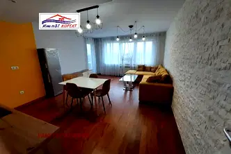 Тристаен апартамент в София, Обеля 1