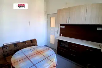 Тристаен апартамент в София, Оборище