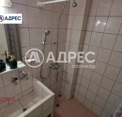 Снимка 5 — Тристаен апартамент във Варна, Център