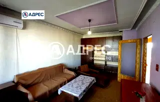 Тристаен апартамент в Раз, Орел