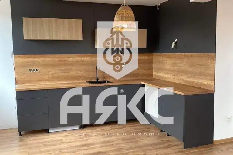 Тристаен апартамент в София, Орландовци