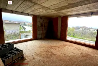 Тристаен апартамент в Пловдив, Остромила