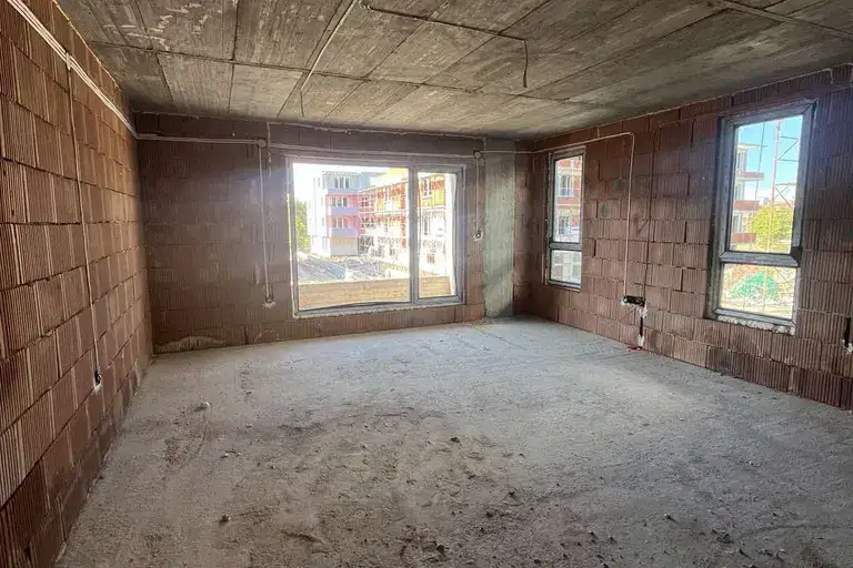 3-bedroom apartment in Plovdiv, Ostromila