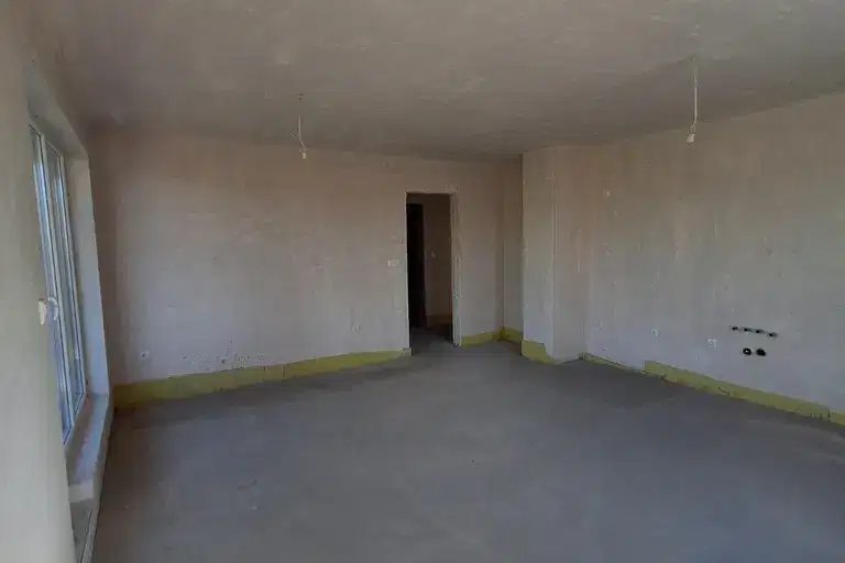 3-bedroom apartment in Plovdiv, Ostromila