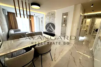 Тристаен апартамент в Пловдив, Център