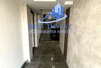 Тристаен апартамент в Благоев, Освобождение