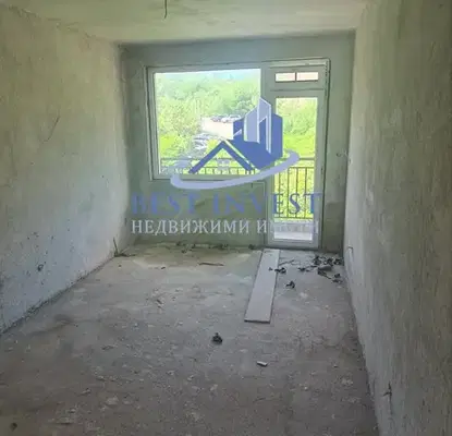Снимка 4 — Тристаен апартамент с тераса в кв. Освобождение, Благоевград