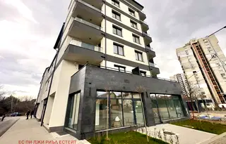 Тристаен апартамент с голяма тераса в Овча купел, София