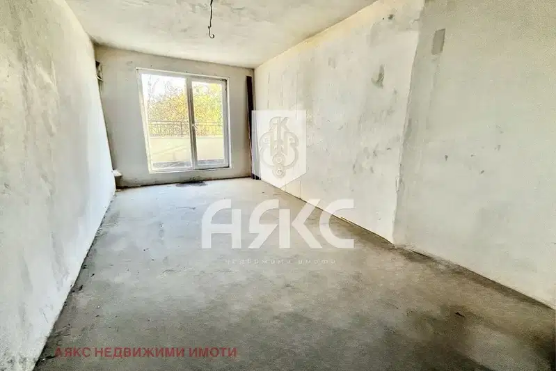 Тристаен апартамент в София, Овча купел