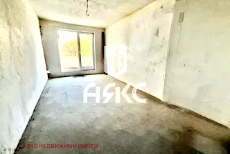 Тристаен апартамент в София, Овча купел