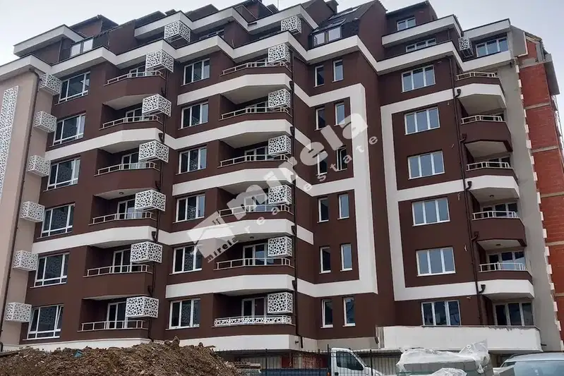 Тристаен апартамент в София, Овча купел 2