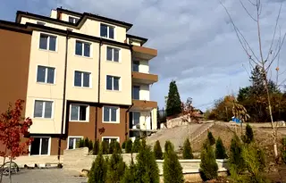 Тристаен апартамент с южно изложение и гледка към Витоша в Овча купел 2