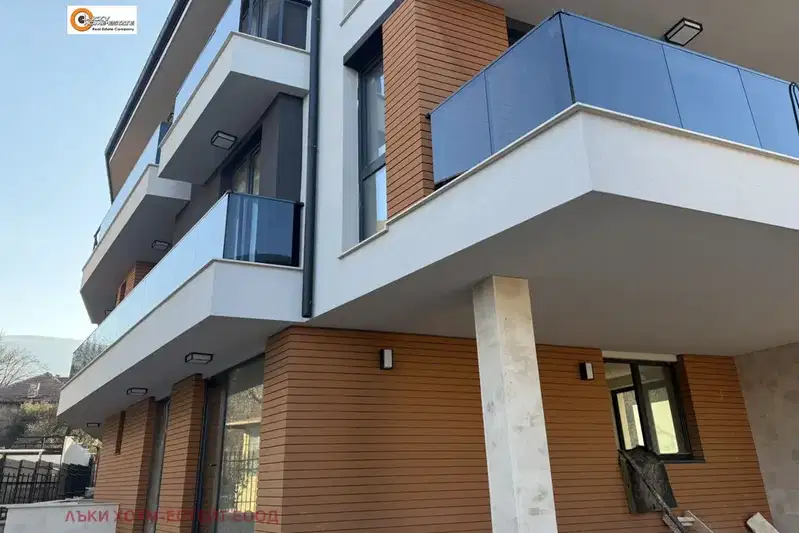 3-bedroom apartment in Sofiya, Pavlovo
