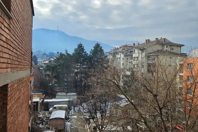 3-bedroom apartment in Sofiya, Pavlovo