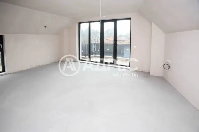 3-bedroom apartment in Sofiya, Pavlovo