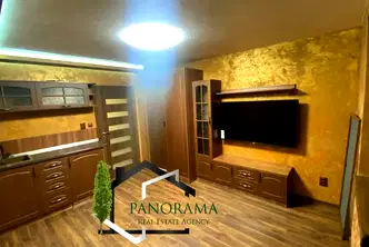 Тристаен апартамент в Шумен, Пазара