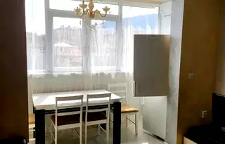 Тристаен апартамент в Шумен, Пазара