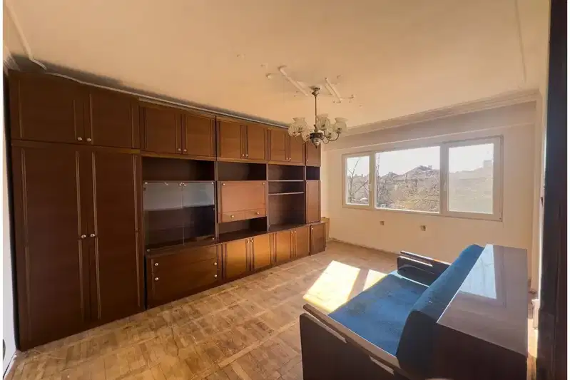 Тристаен апартамент в Монтана, Плиска