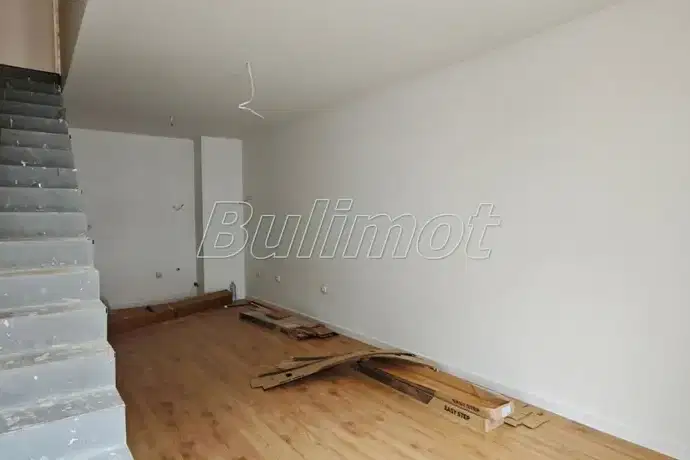 3-bedroom apartment in Varna, Pobeda
