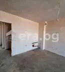 Тристаен апартамент във Варна, Погреби