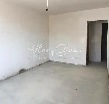 Photo 4 — 3-bedroom apartment in Varna, Pogrebi
