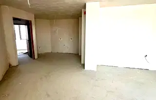 Тристаен апартамент в София, Полигона