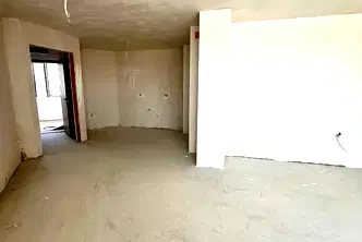 Тристаен апартамент в София, Полигона