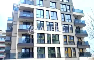 Тристаен апартамент в София, Полигона