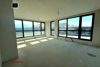 Тристаен апартамент в София, Полигона
