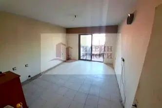 Тристаен апартамент в Русе, Родина 1