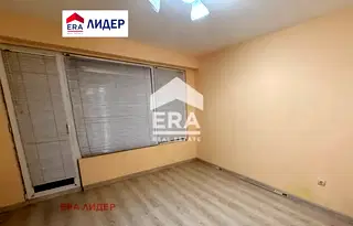 Тристаен апартамент в Русе, Родина 1