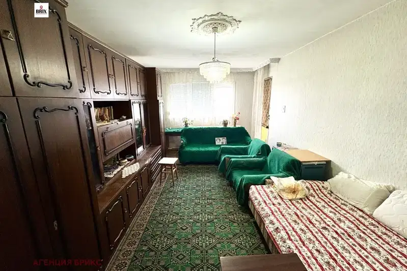 Тристаен апартамент в Русе, Родина 2