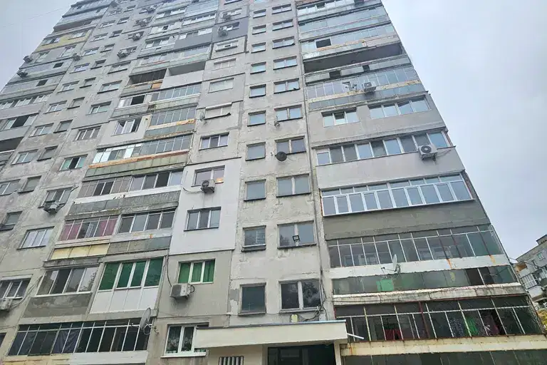 Тристаен апартамент в Русе, Родина 2
