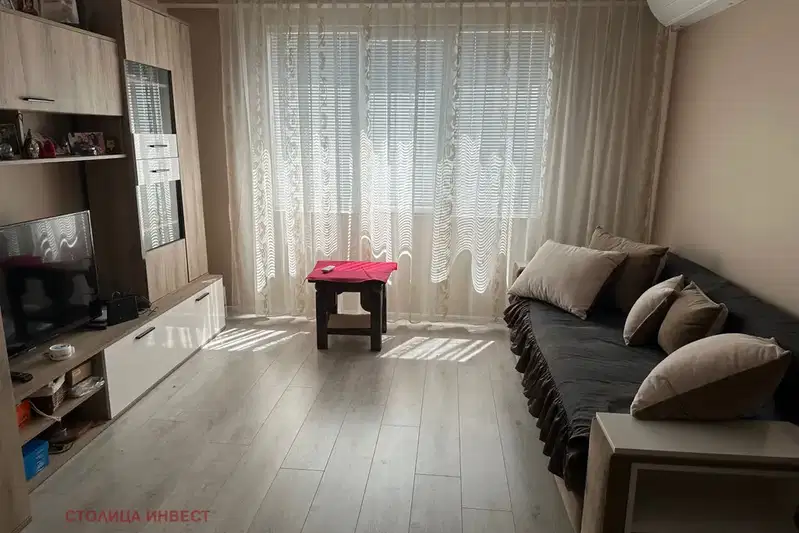 Тристаен апартамент в Русе, Родина 2