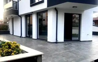 Тристаен апартамент в Бургас, Сарафово