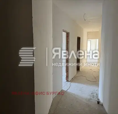 Снимка 4 — Тристаен апартамент в Бургас, Сарафово