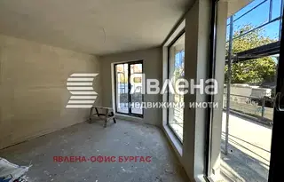 Тристаен апартамент в Бургас, Сарафово