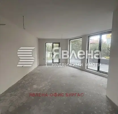 Снимка 4 — Тристаен апартамент в Бургас, Сарафово