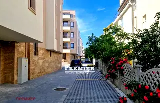Тристаен апартамент в Бургас, Сарафово