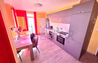 Тристаен апартамент в Бургас, Сарафово