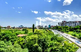 Тристаен апартамент в София, Сердика