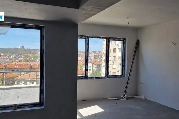 3-bedroom apartment in Pleven, Shirok Centyr