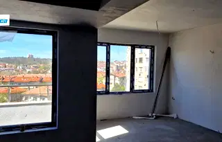 Тристаен апартамент в Плевен, Широк център