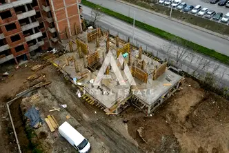 Тристаен апартамент в Плевен, Широк център