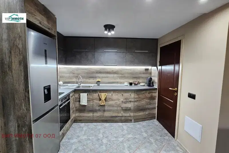 3-bedroom apartment in Lovech, Shirok Centyr