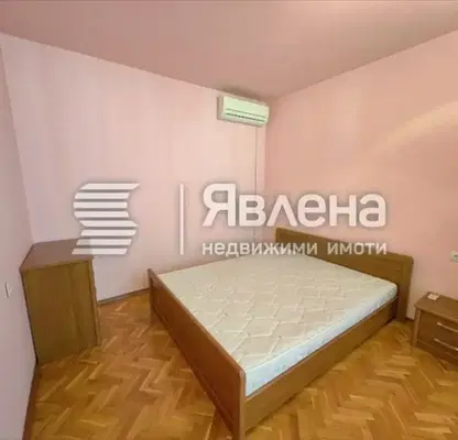 Снимка 4 — Тристаен апартамент в Благоев, Широк център