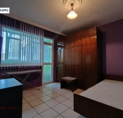 Снимка 4 — Тристаен апартамент в Русе, Широк център